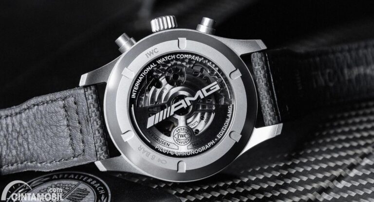 iwc-pilots-watch-chronograph-edition-amg-10-8b7c