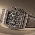 Eksklusivitas Hublot Spirit of Big Bang Essential Taupe: Ringkas